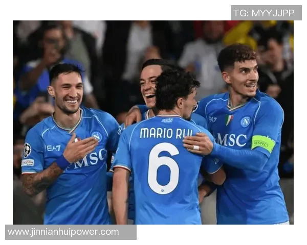 那不勒斯伤病潮加剧洛博特卡与波利塔诺双双遭遇肌肉撕裂