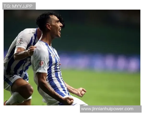 裁判专家解析里奇手球争议认为主裁和VAR的决定完全合理